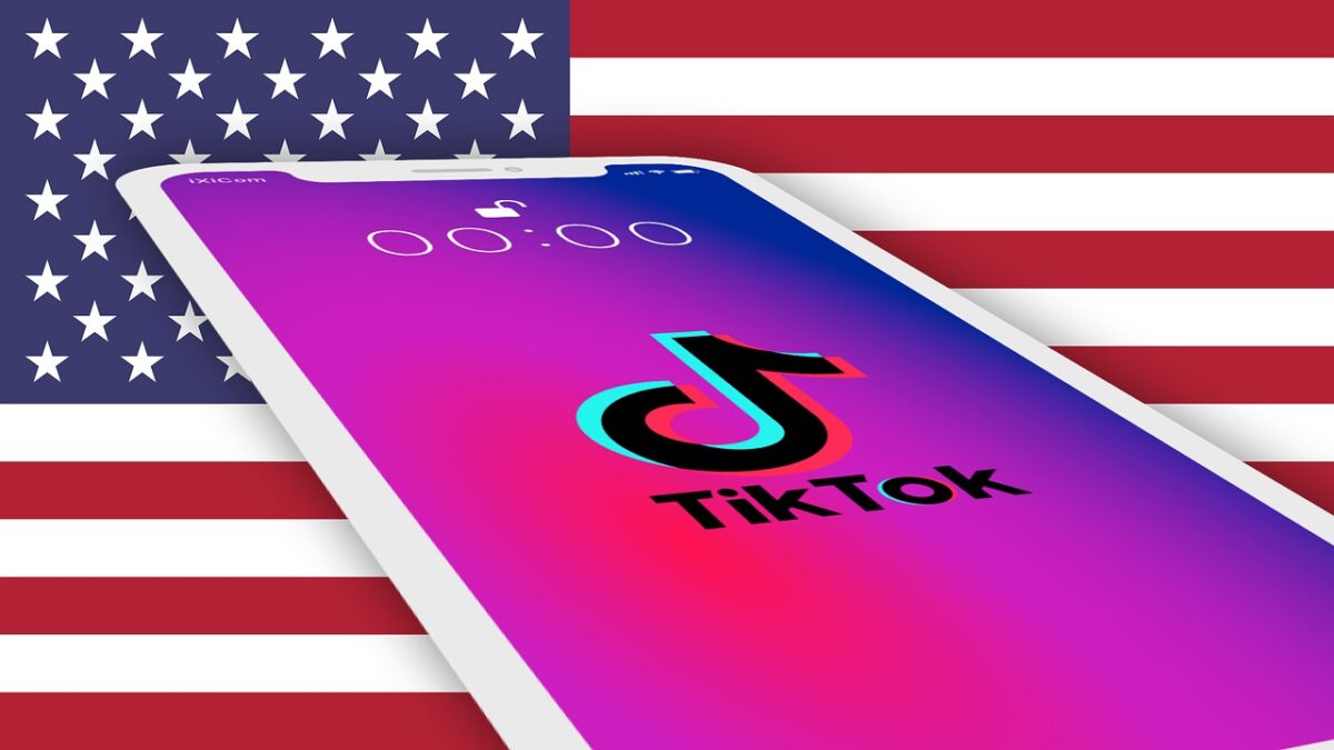 TikTok Tests New Charitable Feature